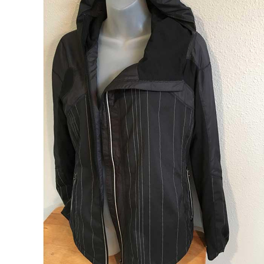 lululemon athletica Black Hooded Jacket